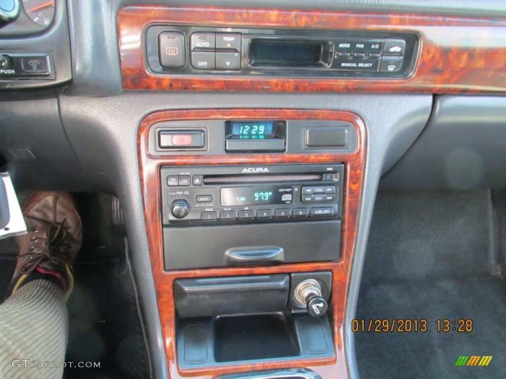1998 Acura CL 2.3 Controls Photos
