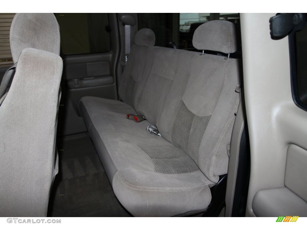 Medium Gray Interior 2003 Chevrolet Silverado 1500 LS Extended Cab Photo #76538105