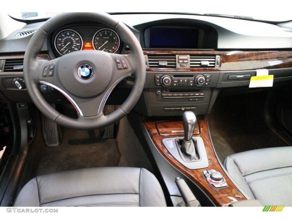 2013 BMW 3 Series 328i xDrive Coupe Black Dashboard Photo #76538163