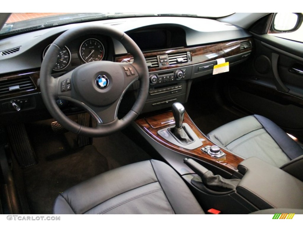 Black Interior 2013 BMW 3 Series 328i xDrive Coupe Photo #76538189