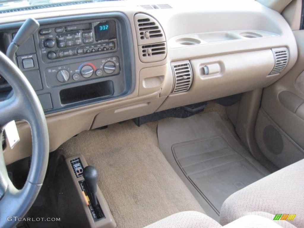 1995 C/K K1500 Silverado Z71 Extended Cab 4x4 - Emerald Green Metallic / Beige photo #11