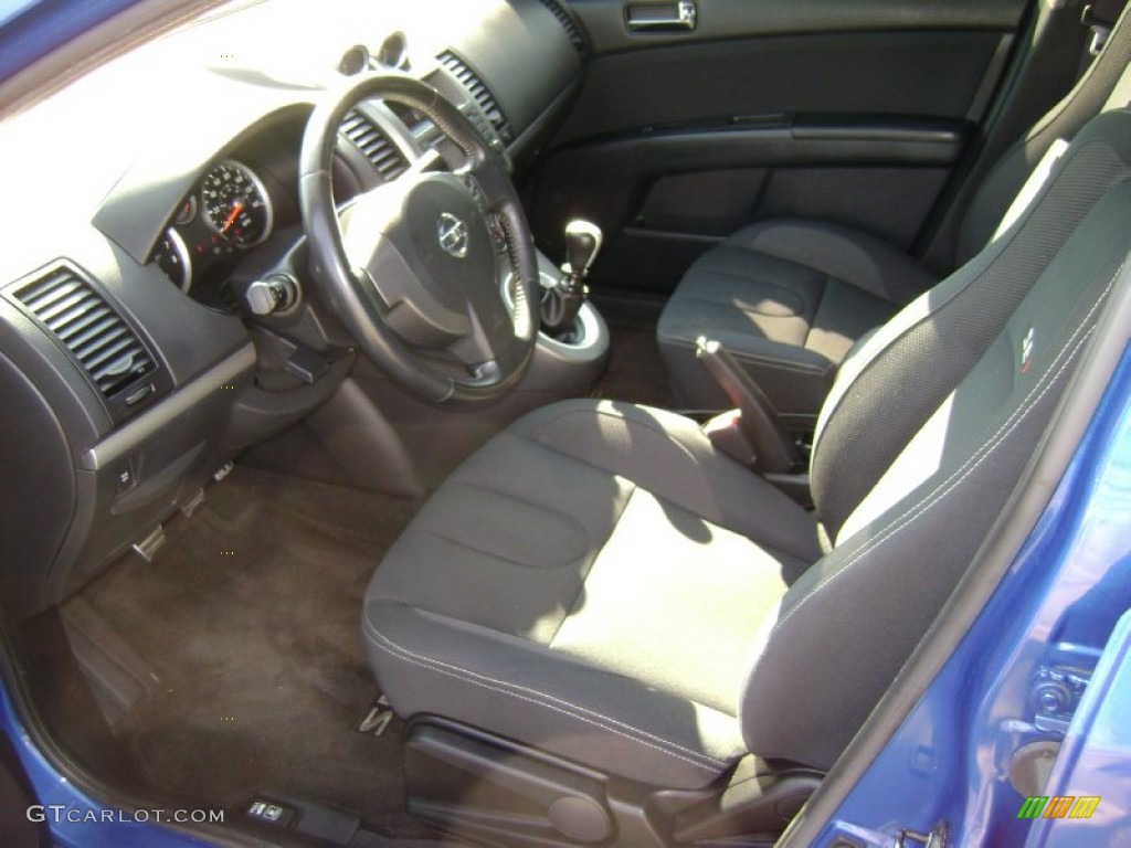 Charcoal Interior 2011 Nissan Sentra SE-R Spec V Photo #76539125