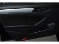 Black - Passat TDI SE Photo No. 10
