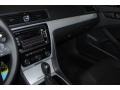 Black - Passat TDI SE Photo No. 14