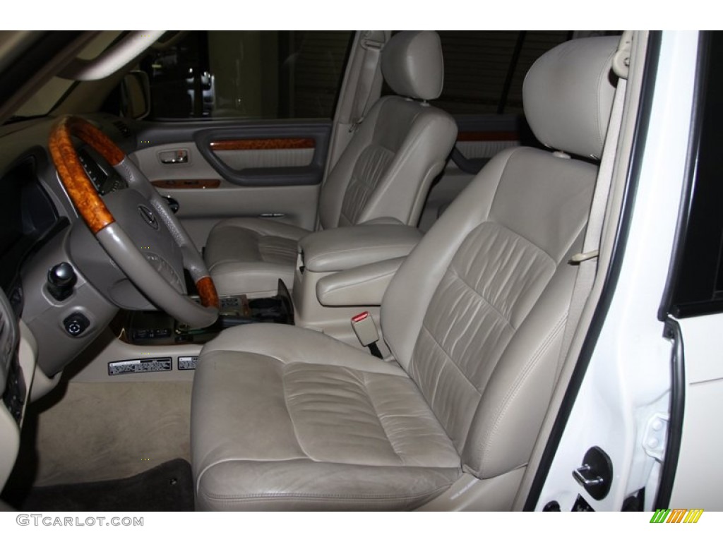 2006 LX 470 - Crystal White / Ivory photo #17