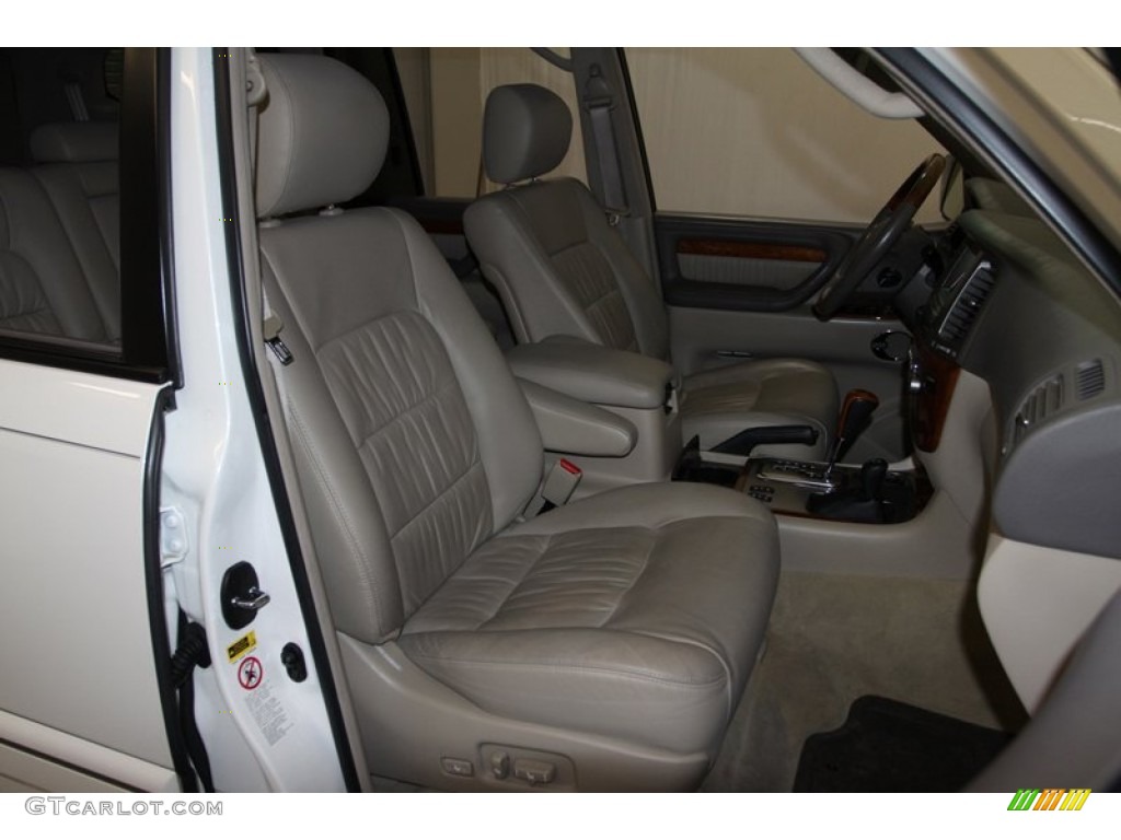 2006 LX 470 - Crystal White / Ivory photo #58