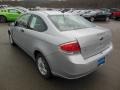 2008 Silver Frost Metallic Ford Focus SE Coupe  photo #6