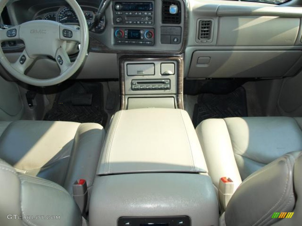 2004 Yukon XL Denali AWD - Silver Birch Metallic / Sandstone photo #10