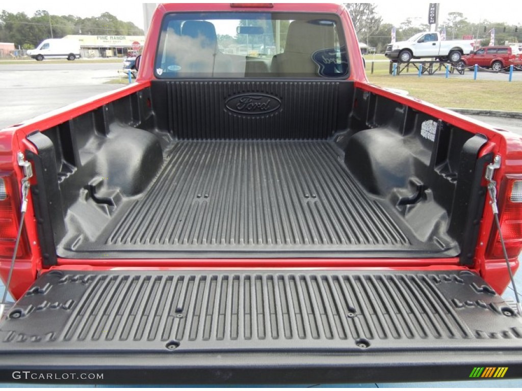2004 Ranger Edge Regular Cab - Bright Red / Medium Dark Flint photo #5