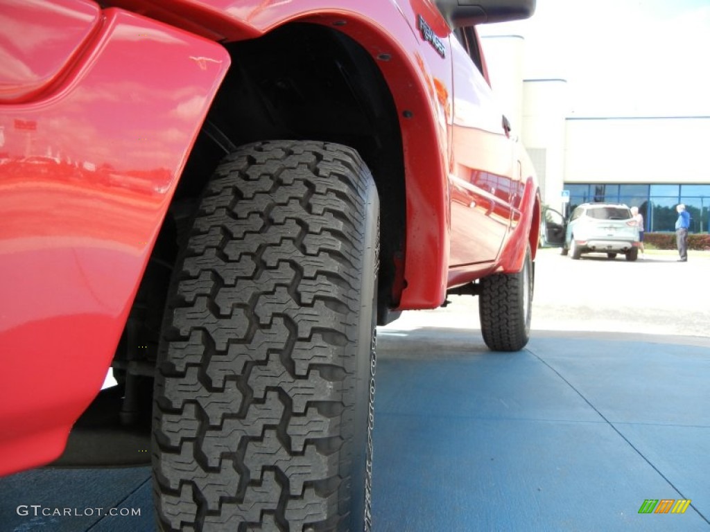 2004 Ranger Edge Regular Cab - Bright Red / Medium Dark Flint photo #12
