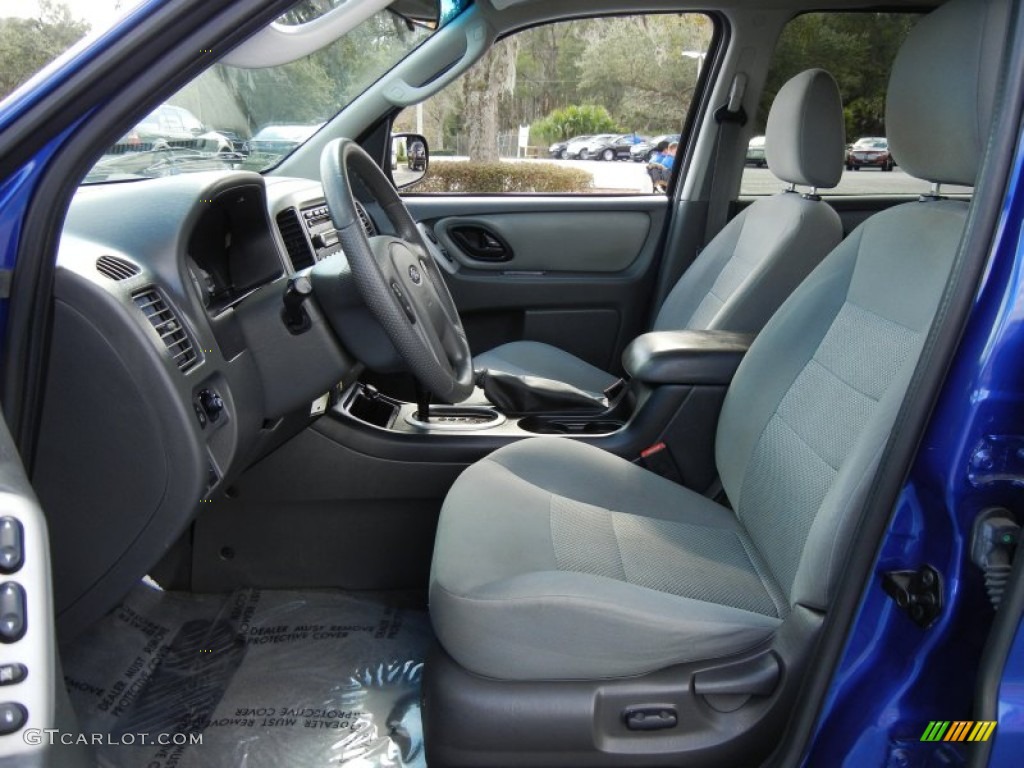 Medium/Dark Flint Grey Interior 2005 Ford Escape XLT V6 Photo #76551134