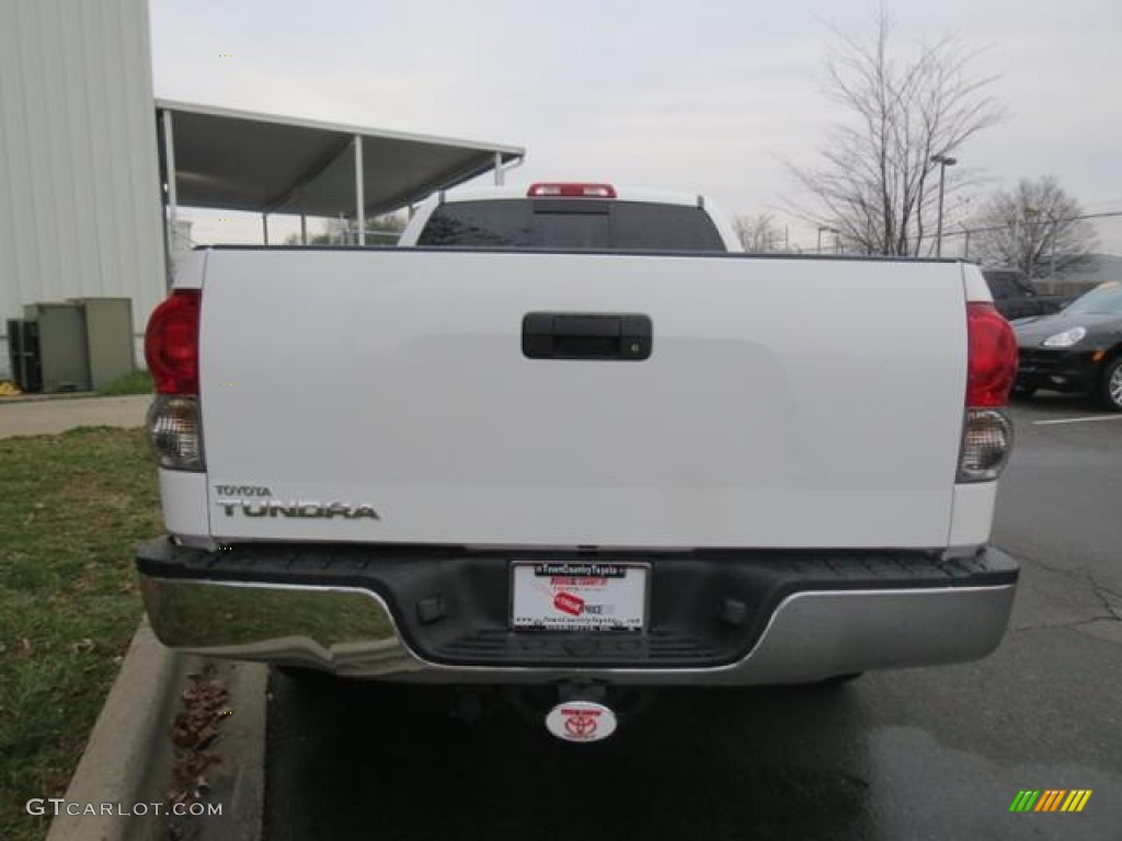 2008 Tundra SR5 TRD Double Cab - Super White / Beige photo #27