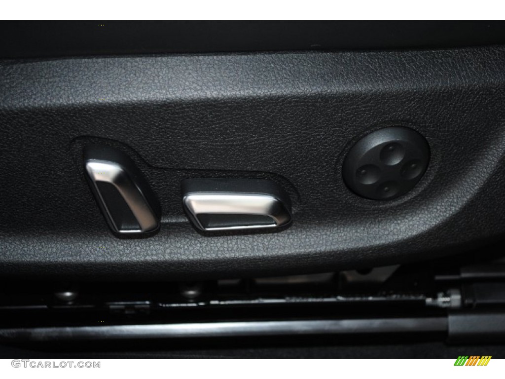 2013 S4 3.0T quattro Sedan - Phantom Black Pearl Effect / Black photo #36