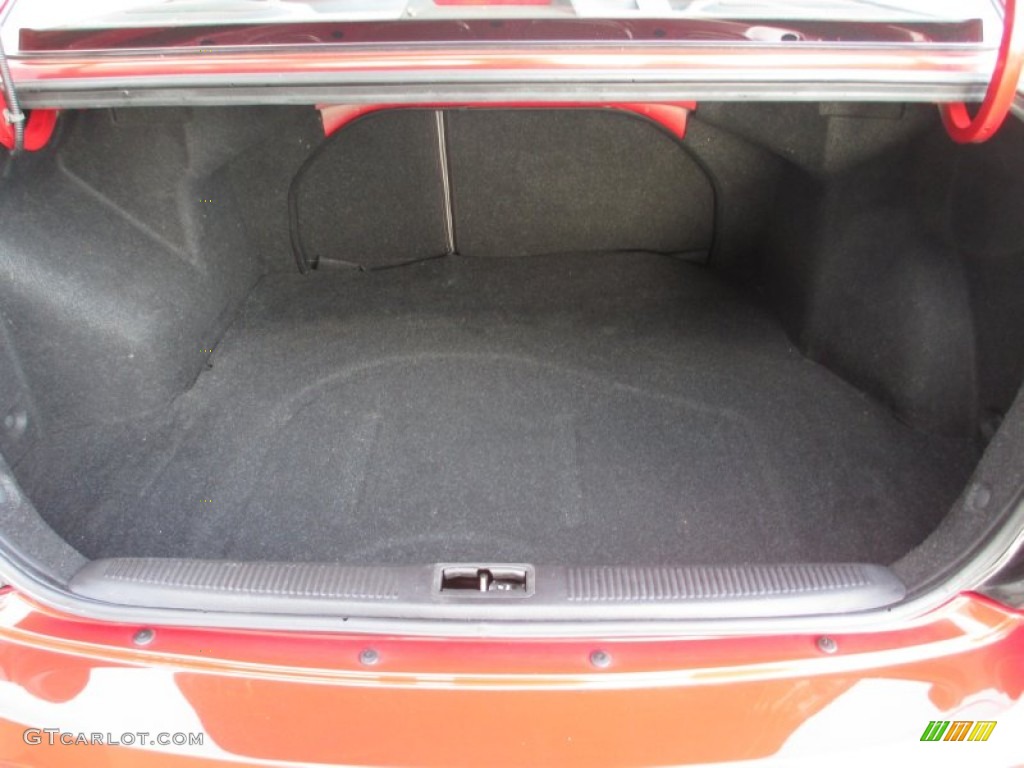 2004 Elantra GT Sedan - Rally Red / Dark Gray photo #24