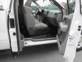 2006 Oxford White Ford F150 XLT Regular Cab  photo #19