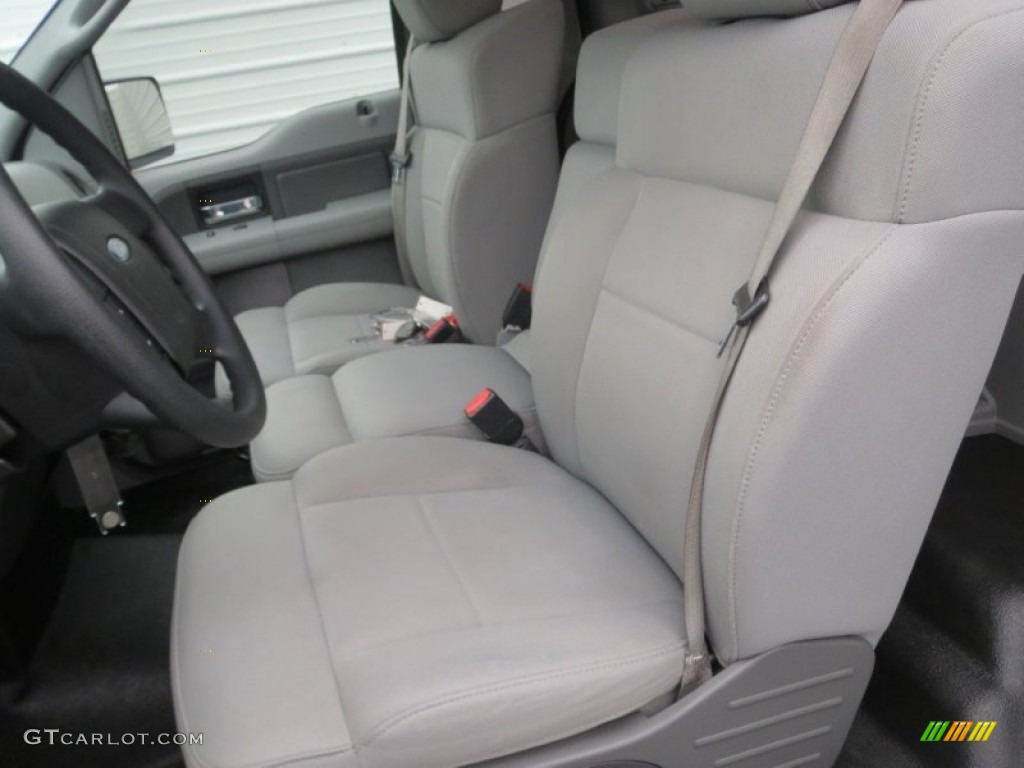 2006 F150 XLT Regular Cab - Oxford White / Medium/Dark Flint photo #31