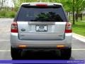 Zermatt Silver Metallic - LR2 HSE Photo No. 26