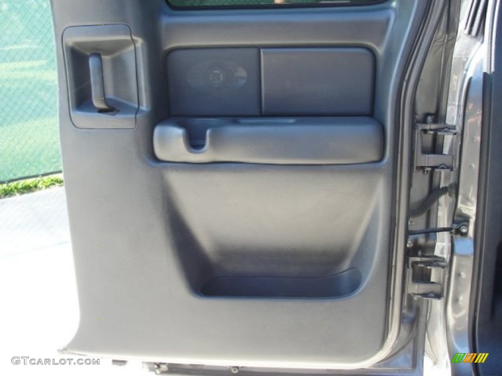 2002 Silverado 1500 Extended Cab 4x4 - Medium Charcoal Gray Metallic / Graphite Gray photo #42