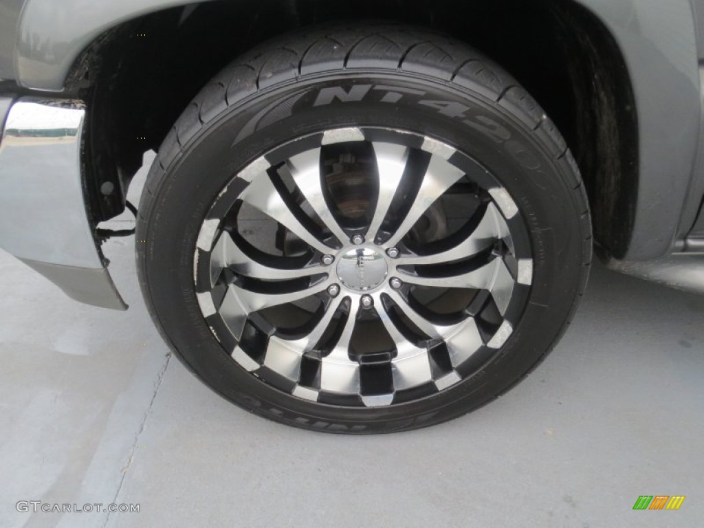 2001 GMC Yukon SLE Custom Wheels Photo #76558280