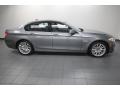 Space Gray Metallic - 5 Series 550i Sedan Photo No. 8