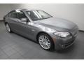 Space Gray Metallic - 5 Series 550i Sedan Photo No. 9