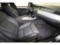Space Gray Metallic - 5 Series 550i Sedan Photo No. 41