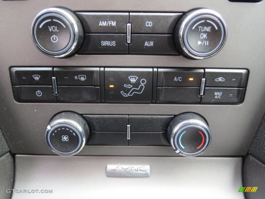 2010 Ford Mustang GT Premium Coupe Controls Photo #76559003
