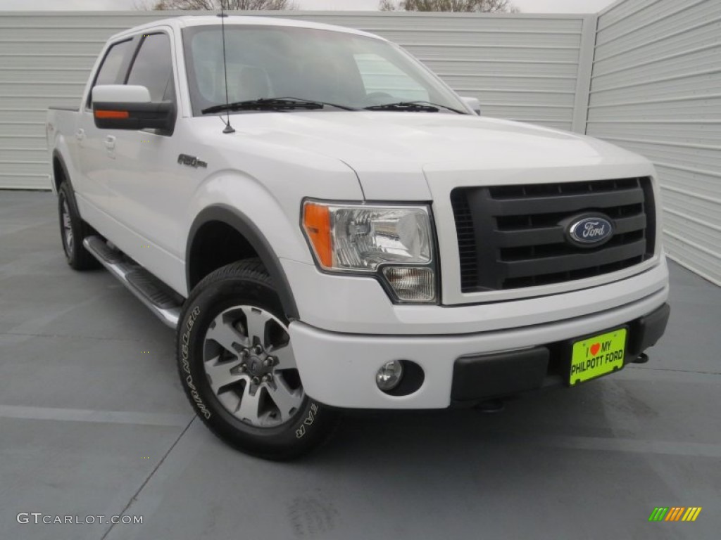 2010 F150 FX4 SuperCrew 4x4 - Oxford White / Black photo #1