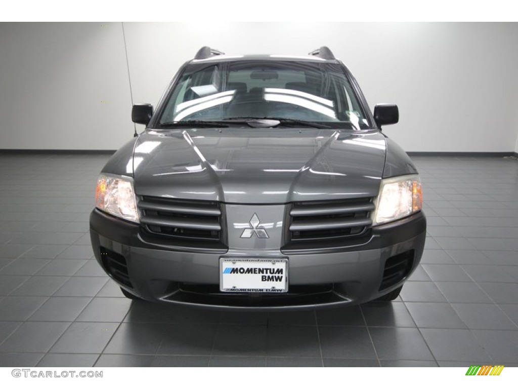 2004 Endeavor LS - Titanium Gray Pearl / Charcoal Gray photo #7