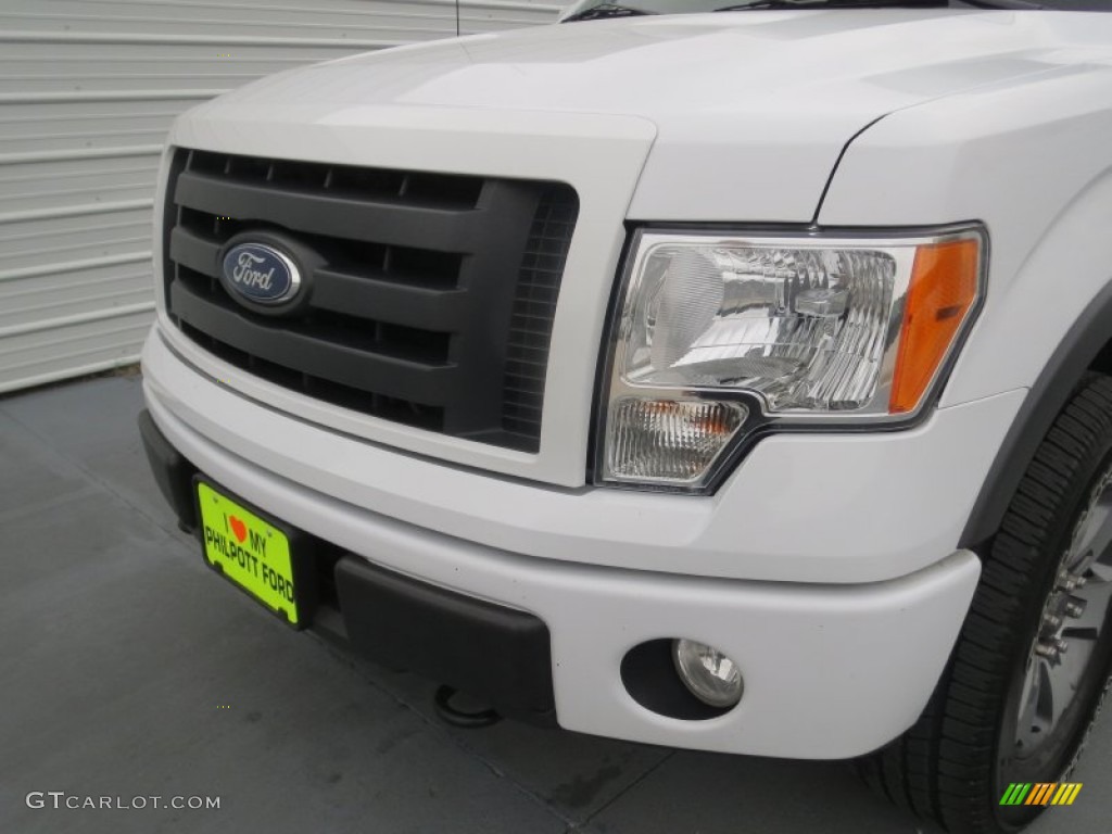 2010 F150 FX4 SuperCrew 4x4 - Oxford White / Black photo #10