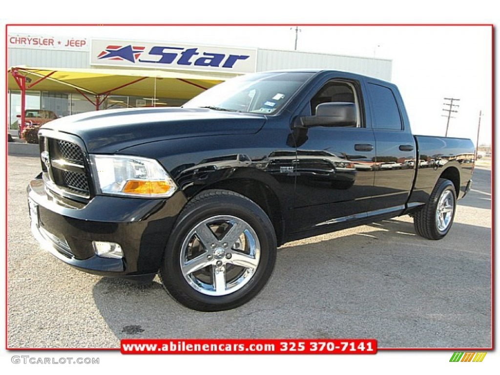 Black Dodge Ram 1500