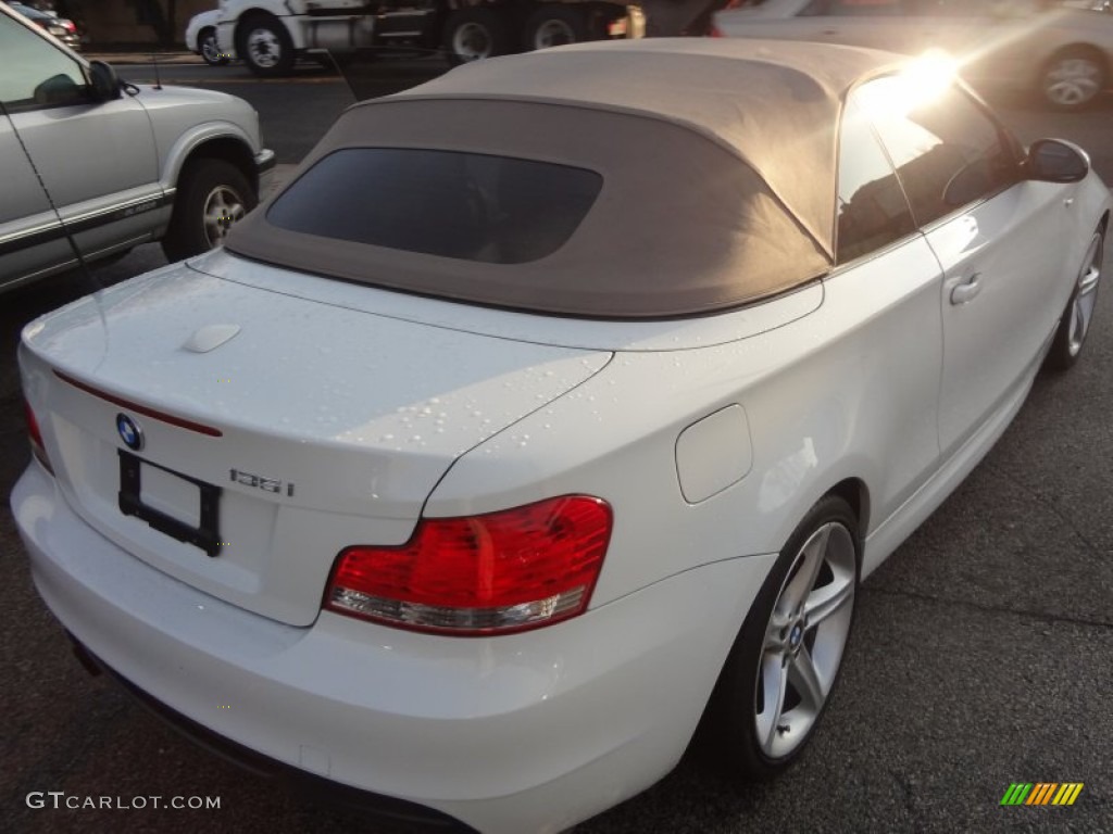2008 1 Series 135i Convertible - Alpine White / Savanna Beige photo #25