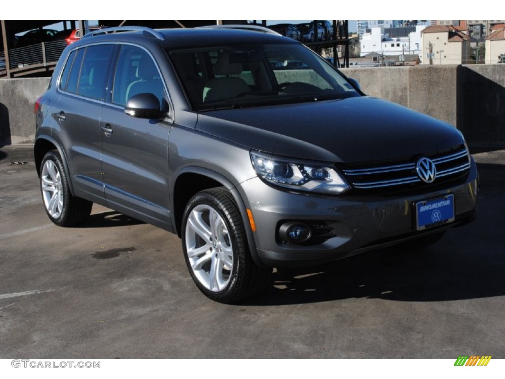 2013 Pepper Gray Metallic Volkswagen Tiguan SEL 76565259 GTCarLot
