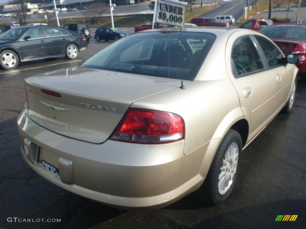 2006 Sebring Touring Sedan - Linen Gold Metallic Pearl / Dark Slate Gray photo #3
