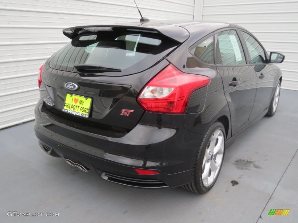 2013 Focus ST Hatchback - Tuxedo Black / ST Charcoal Black photo #3