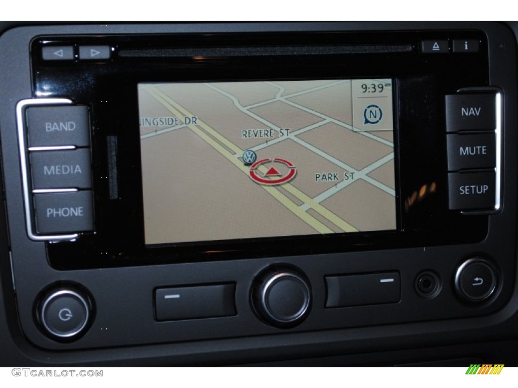 2013 Volkswagen GTI 2 Door Navigation Photos