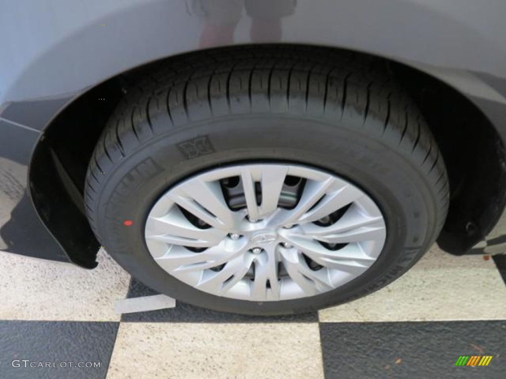 2013 Camry Hybrid LE - Magnetic Gray Metallic / Light Gray photo #4