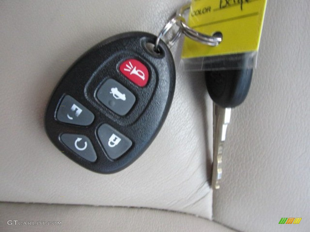 2008 Chevrolet Impala LT Keys Photos