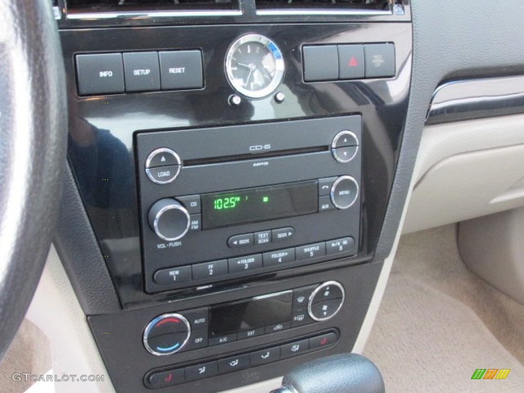 2008 Ford Fusion SEL Controls Photo #76568927
