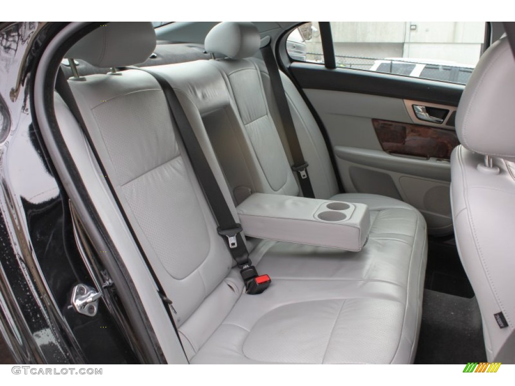 2010 Jaguar XF Premium Sport Sedan Rear Seat Photo #76568971