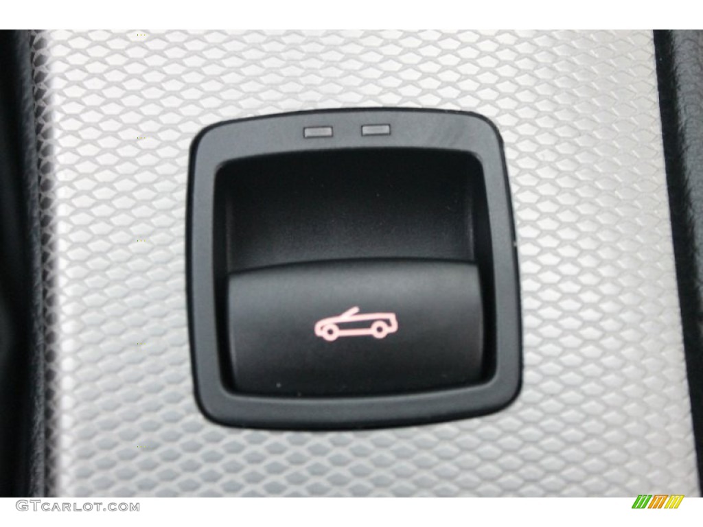 2011 3 Series 335is Convertible - Black Sapphire Metallic / Black photo #33