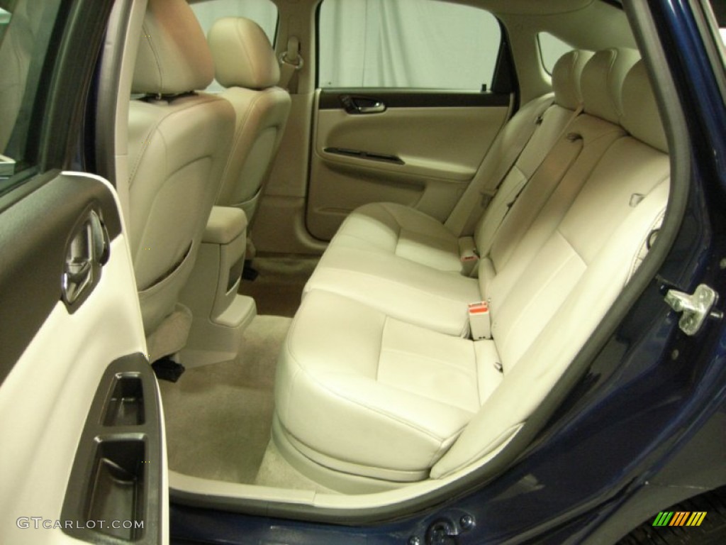2009 Chevrolet Impala LTZ Rear Seat Photo #76574086