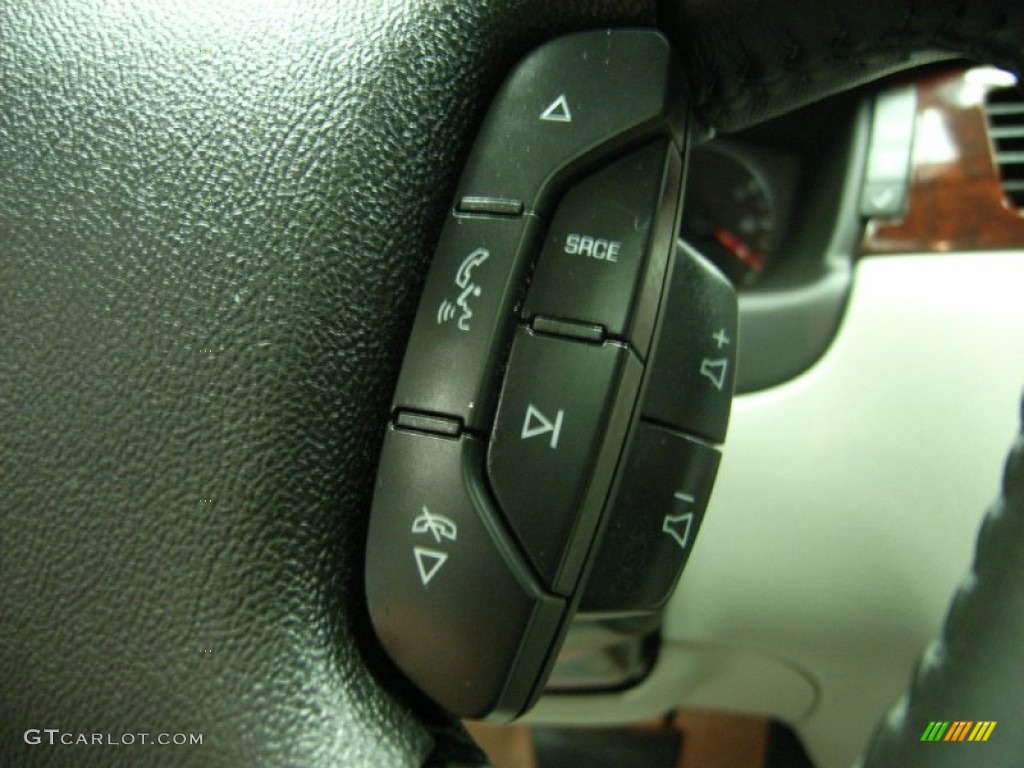 2009 Chevrolet Impala LTZ Controls Photo #76574383