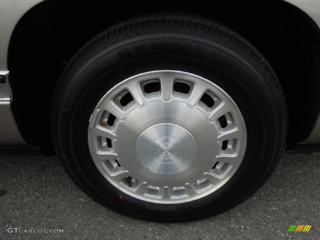 1996 Cadillac DeVille Sedan Wheel Photo #76574496