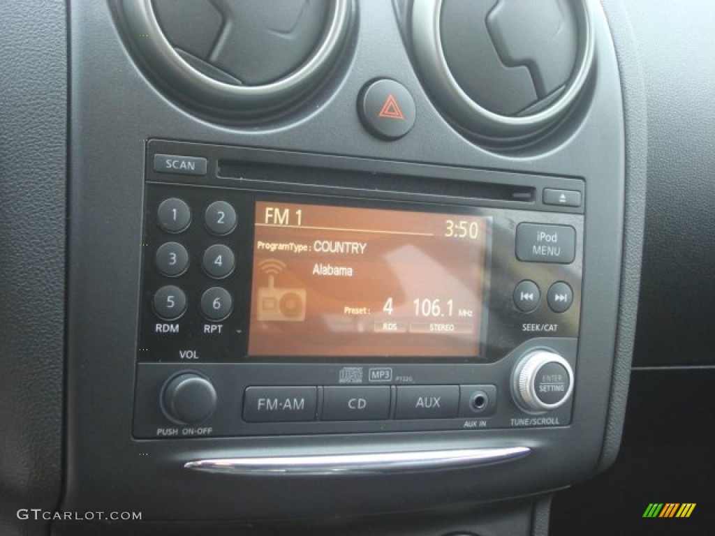2011 Rogue SV - Cayenne Red / Black photo #18