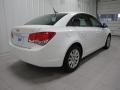Summit White - Cruze LT Photo No. 2