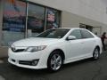 Super White - Camry SE Photo No. 1