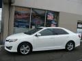 Super White - Camry SE Photo No. 3