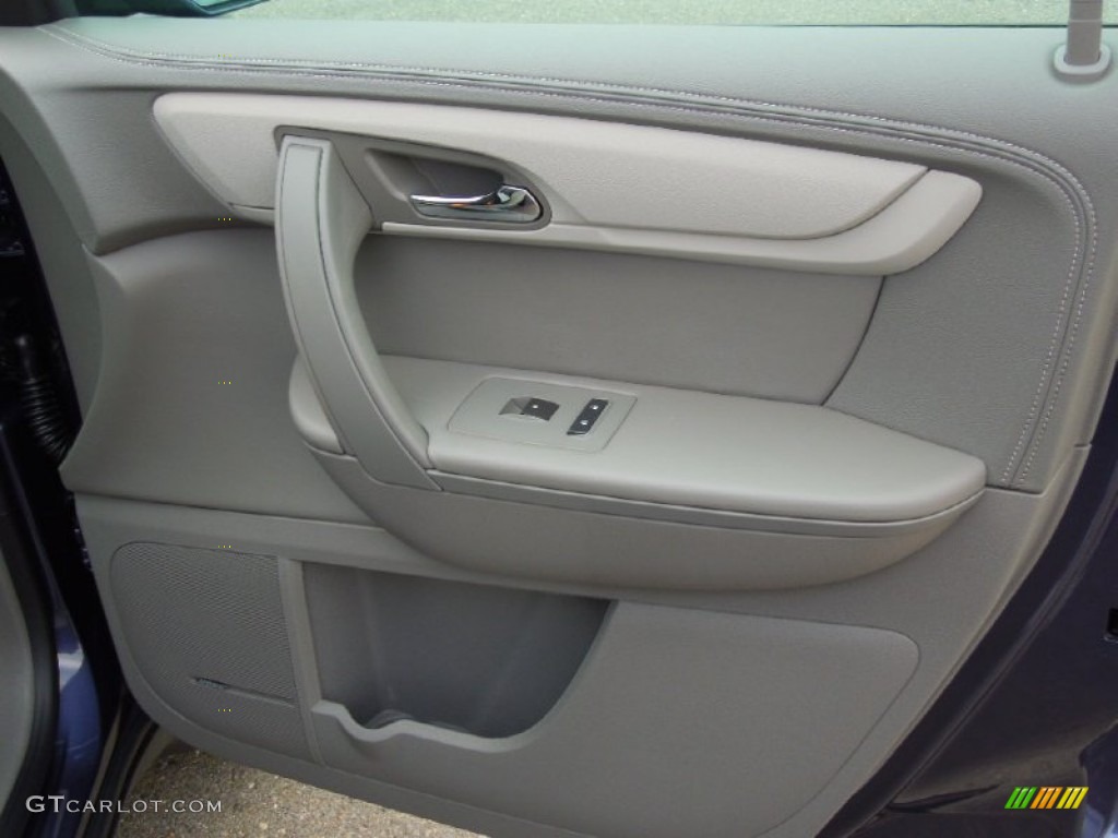 2013 Chevrolet Traverse LT Dark Titanium/Light Titanium Door Panel Photo #76576710