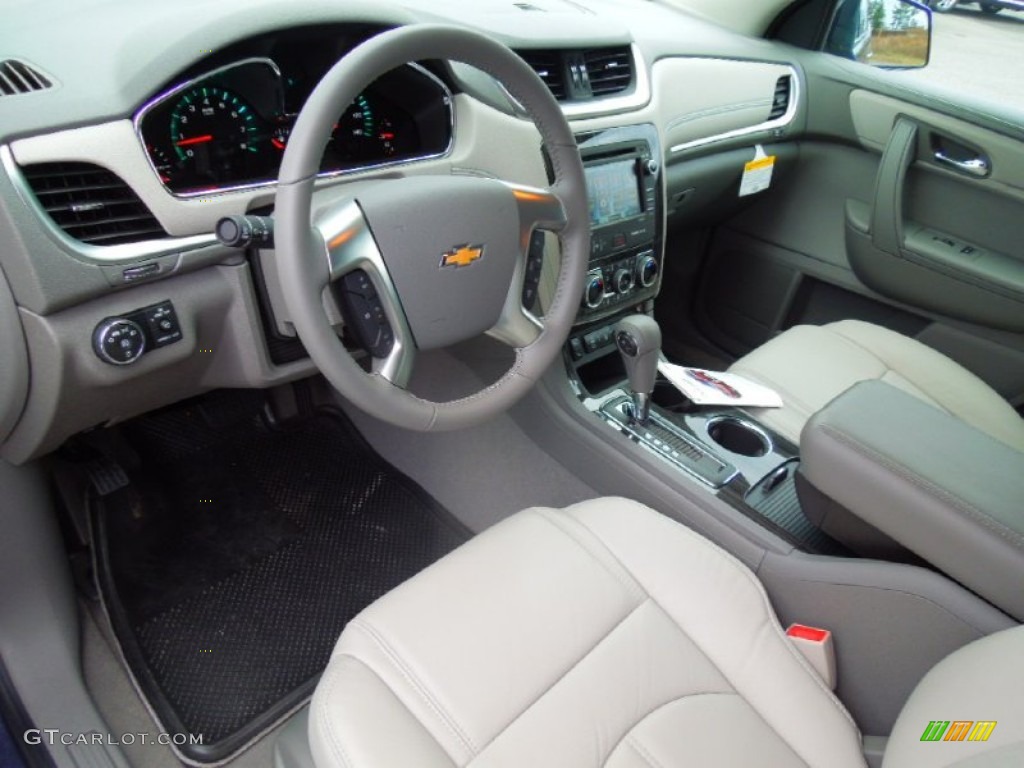 Dark Titanium/Light Titanium Interior 2013 Chevrolet Traverse LT Photo #76576785
